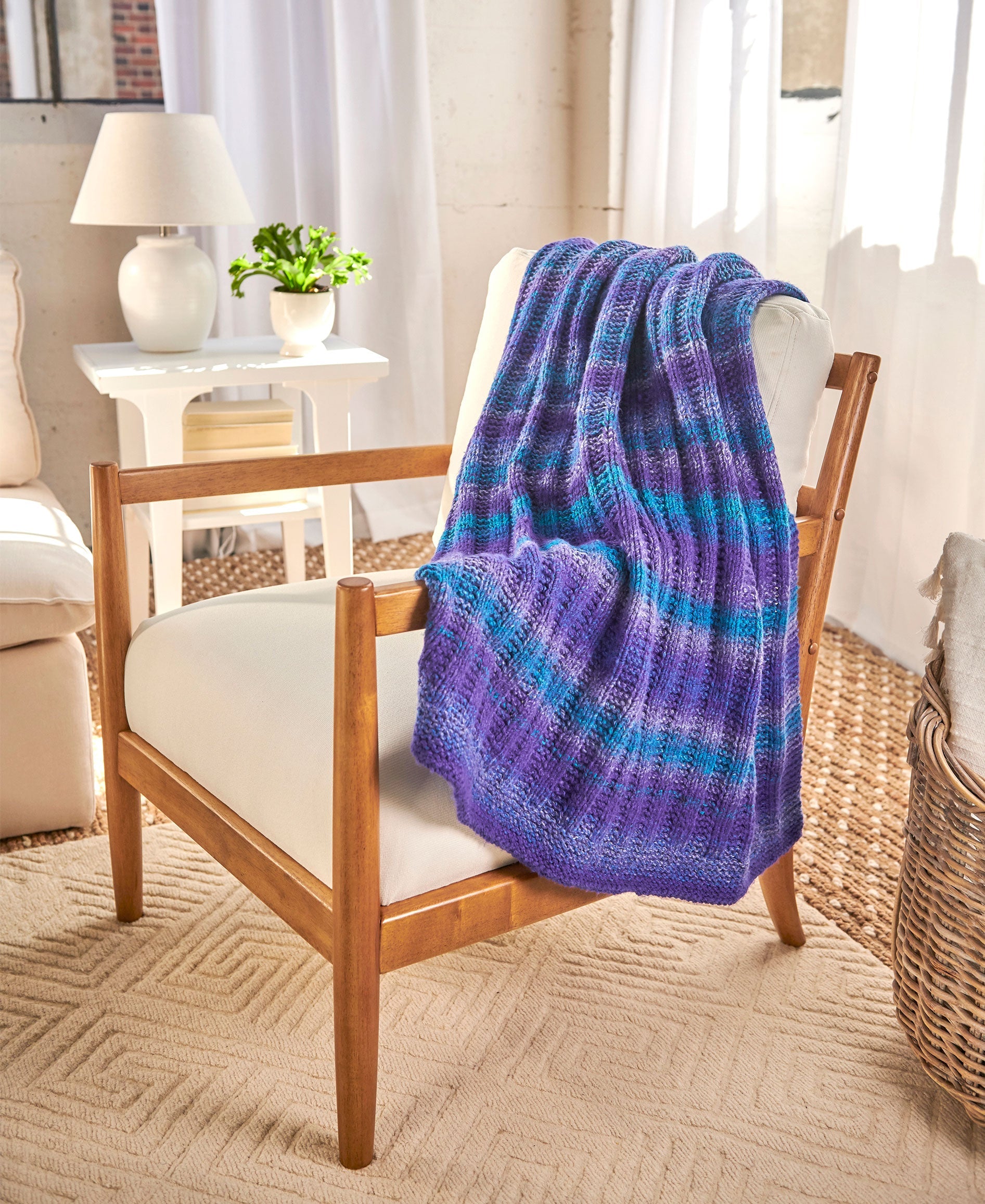 Garter Columns Throw