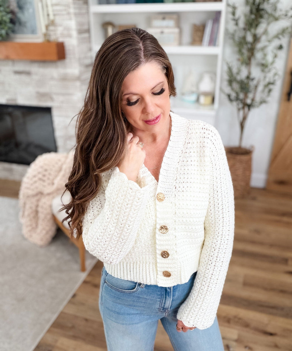 Short Timeless Star Stitch Crochet Cardigan