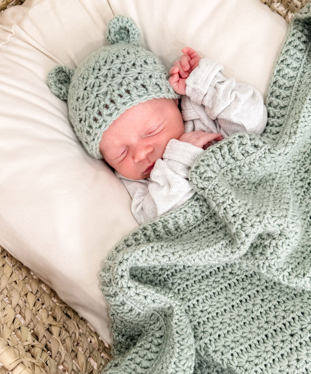 Star Stitch Baby Bear Hat