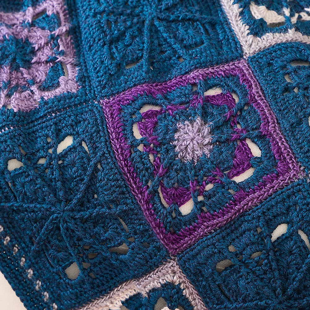 Radiant Echoes Blanket