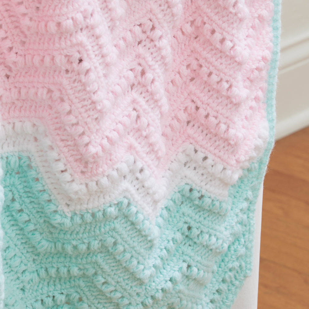 Clustered Chevron Blanket