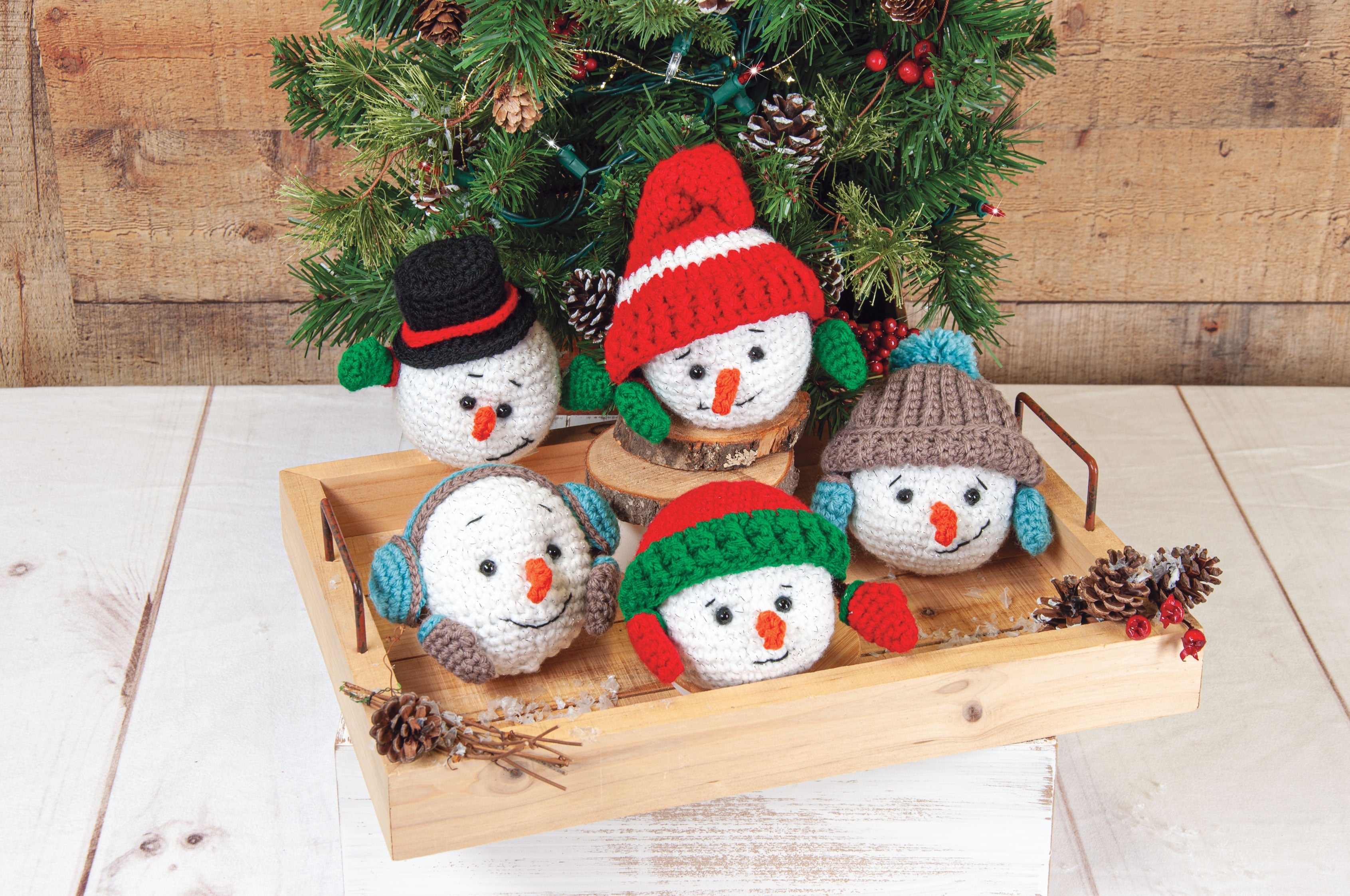 Frosty Balls Crochet Kit