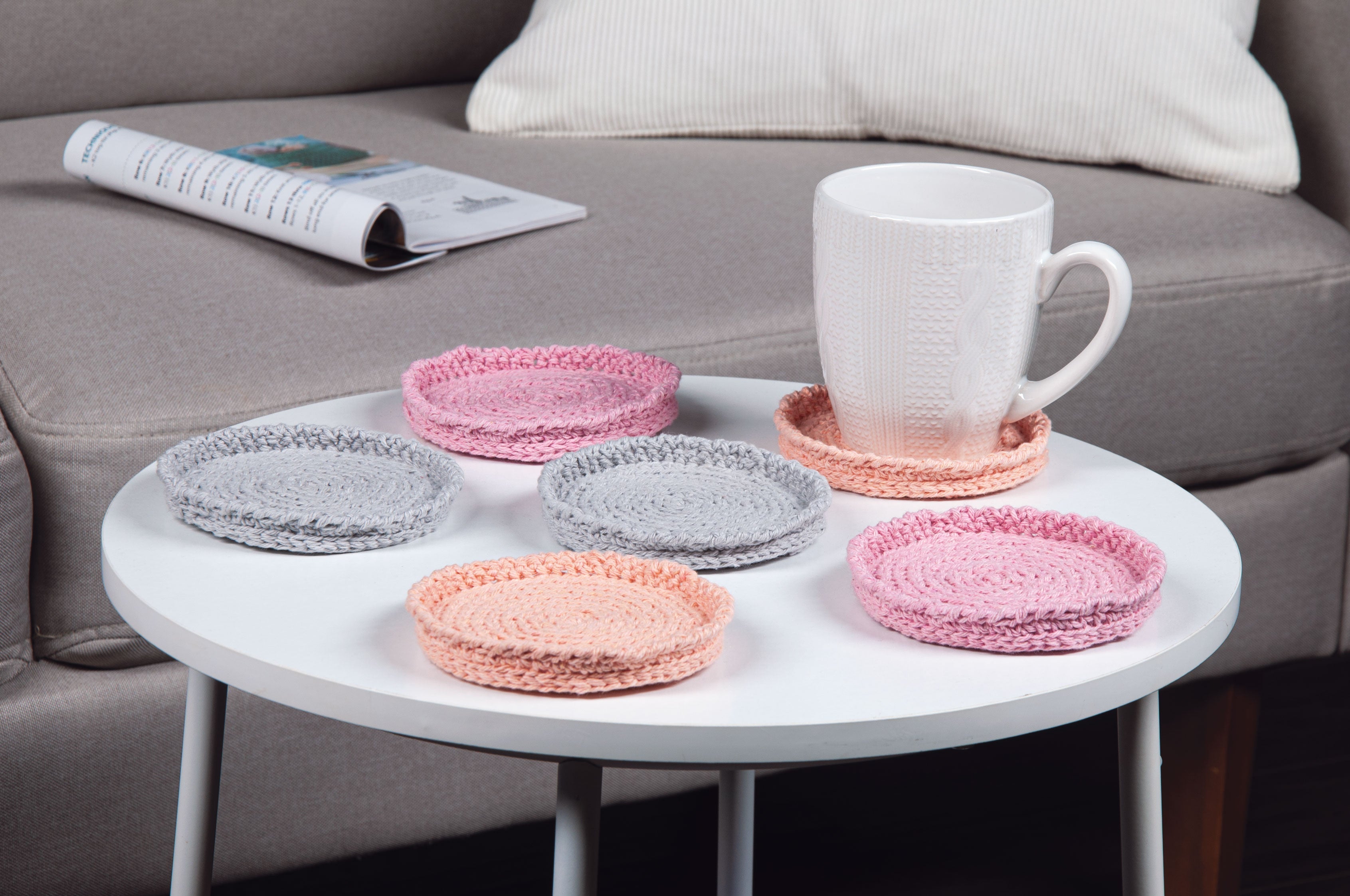 Rimmed Coasters Set