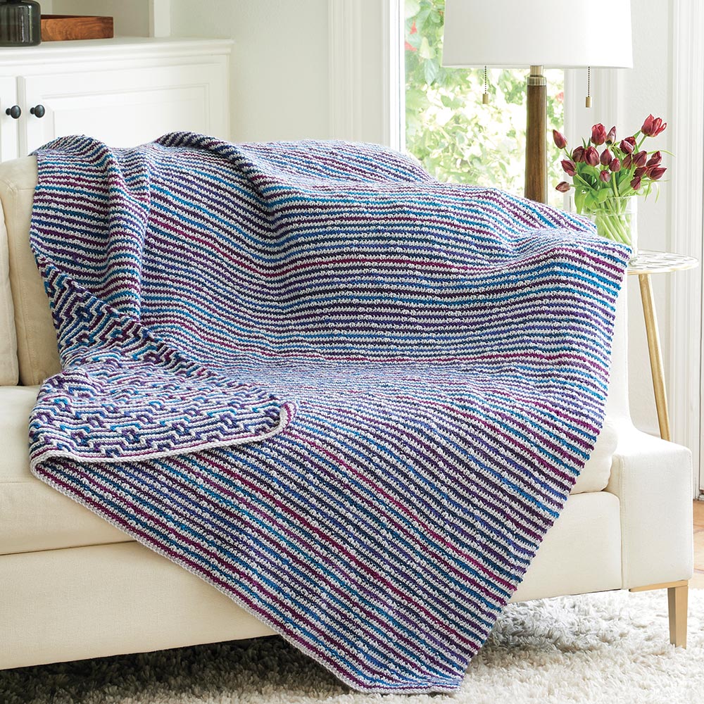 Diagonal Keyhole Mosaic Throw Pattern