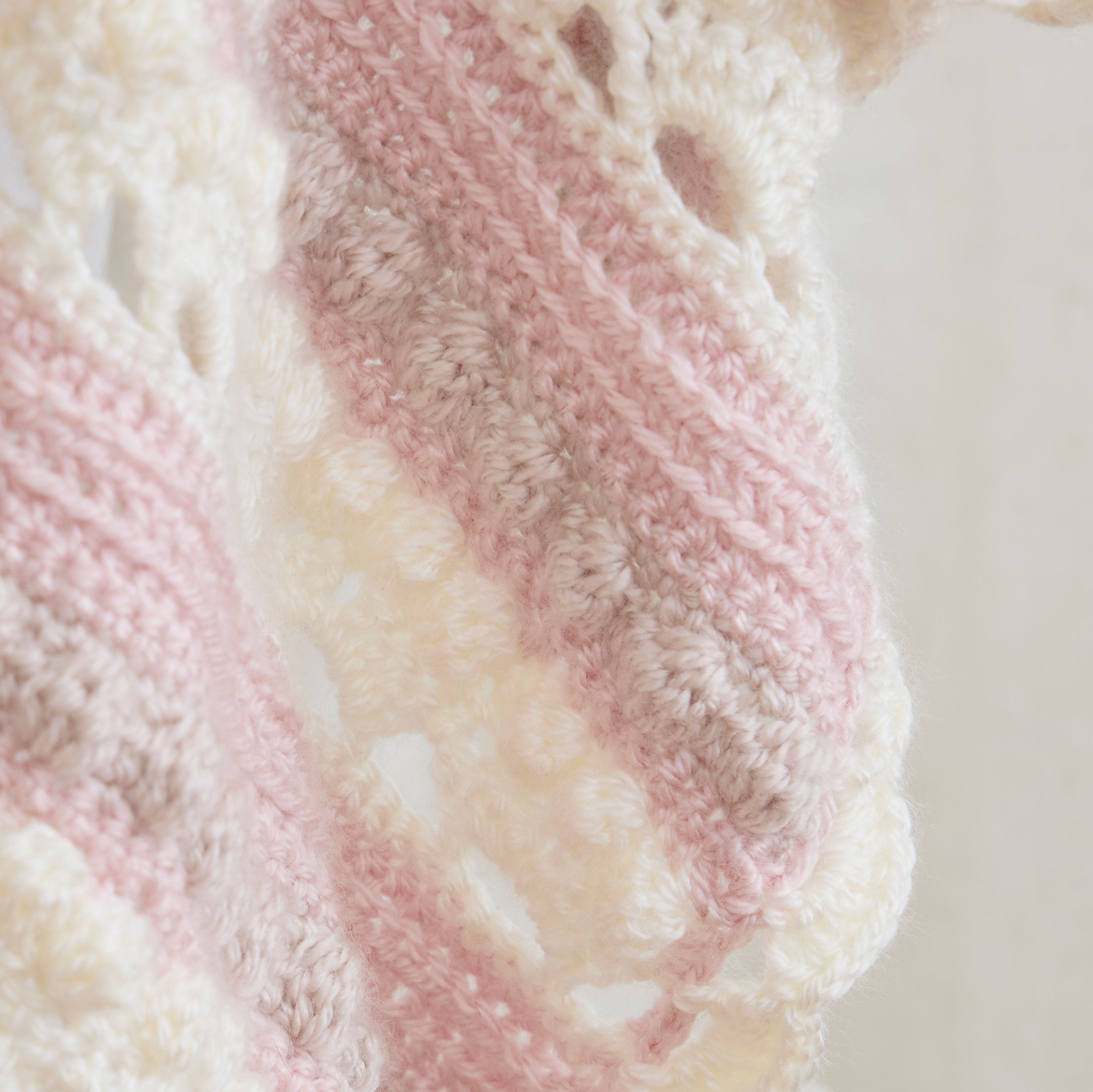 Arched Bobbles Baby Blanket