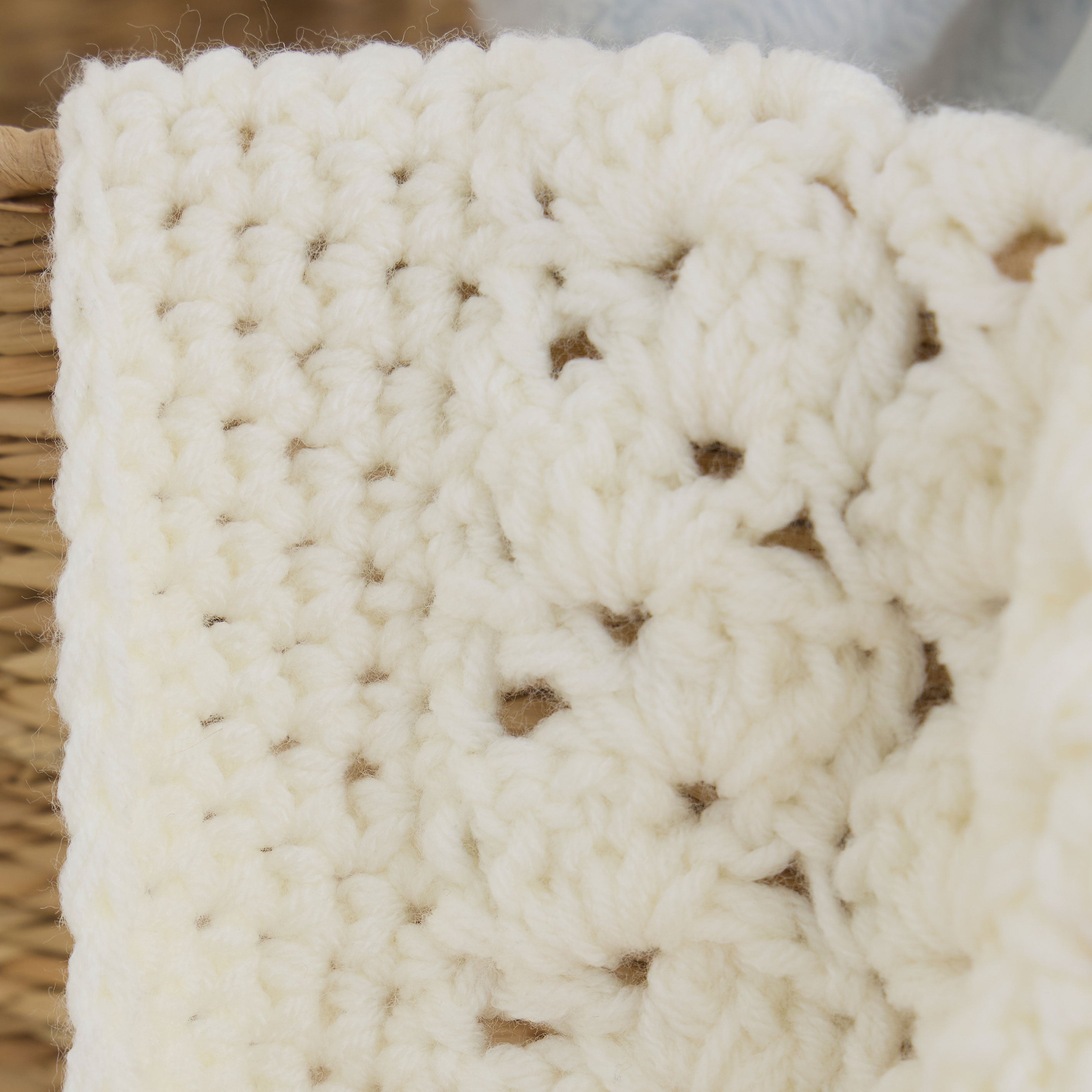 Chunky Shells Blanket