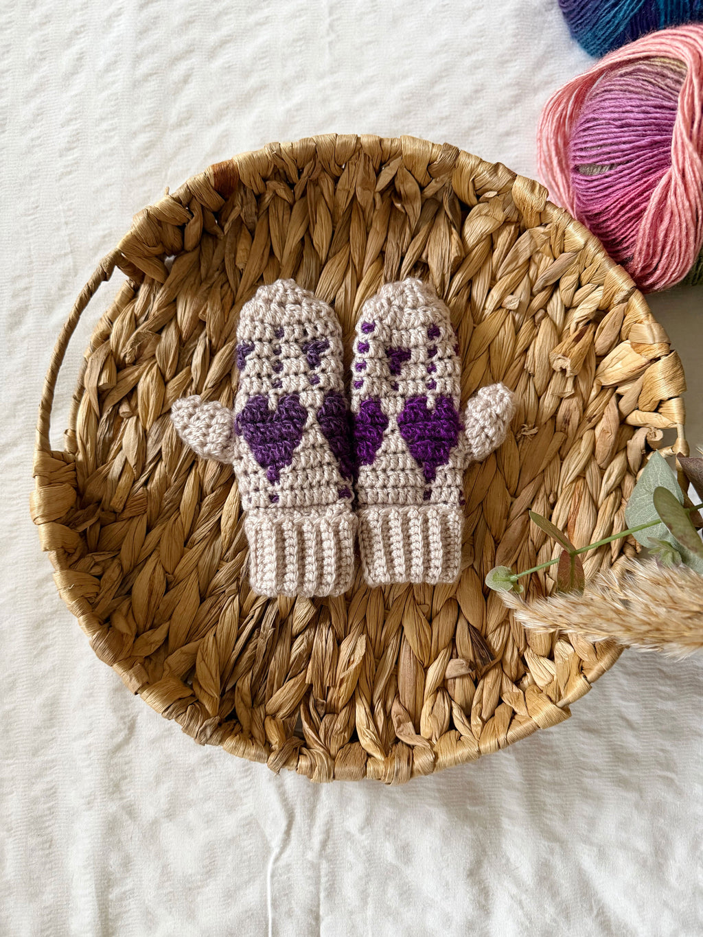 Happy Hearts Mittens