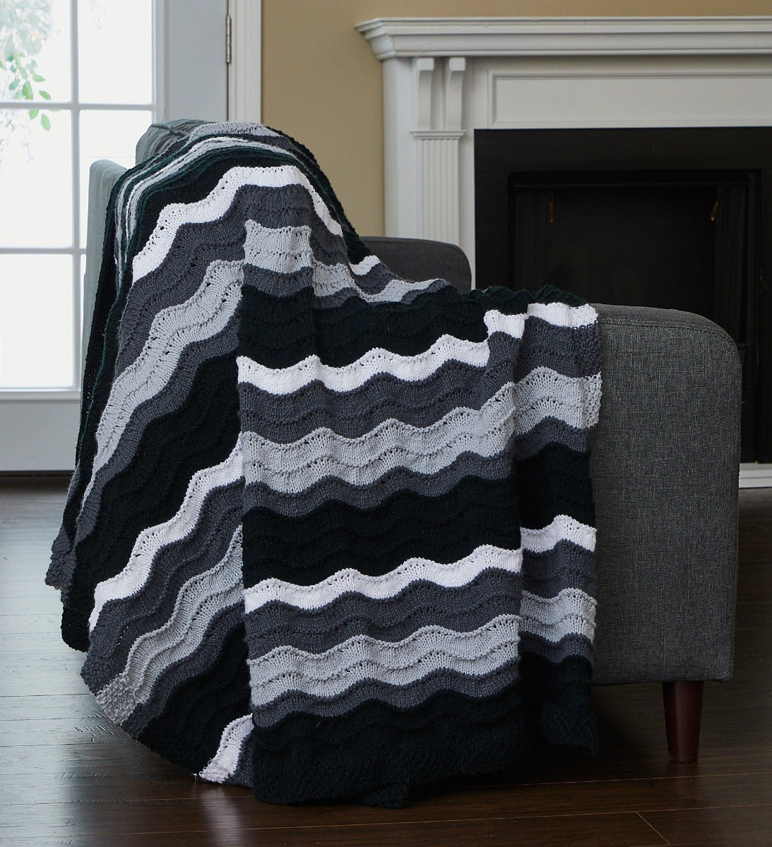 Soft Waves Throw