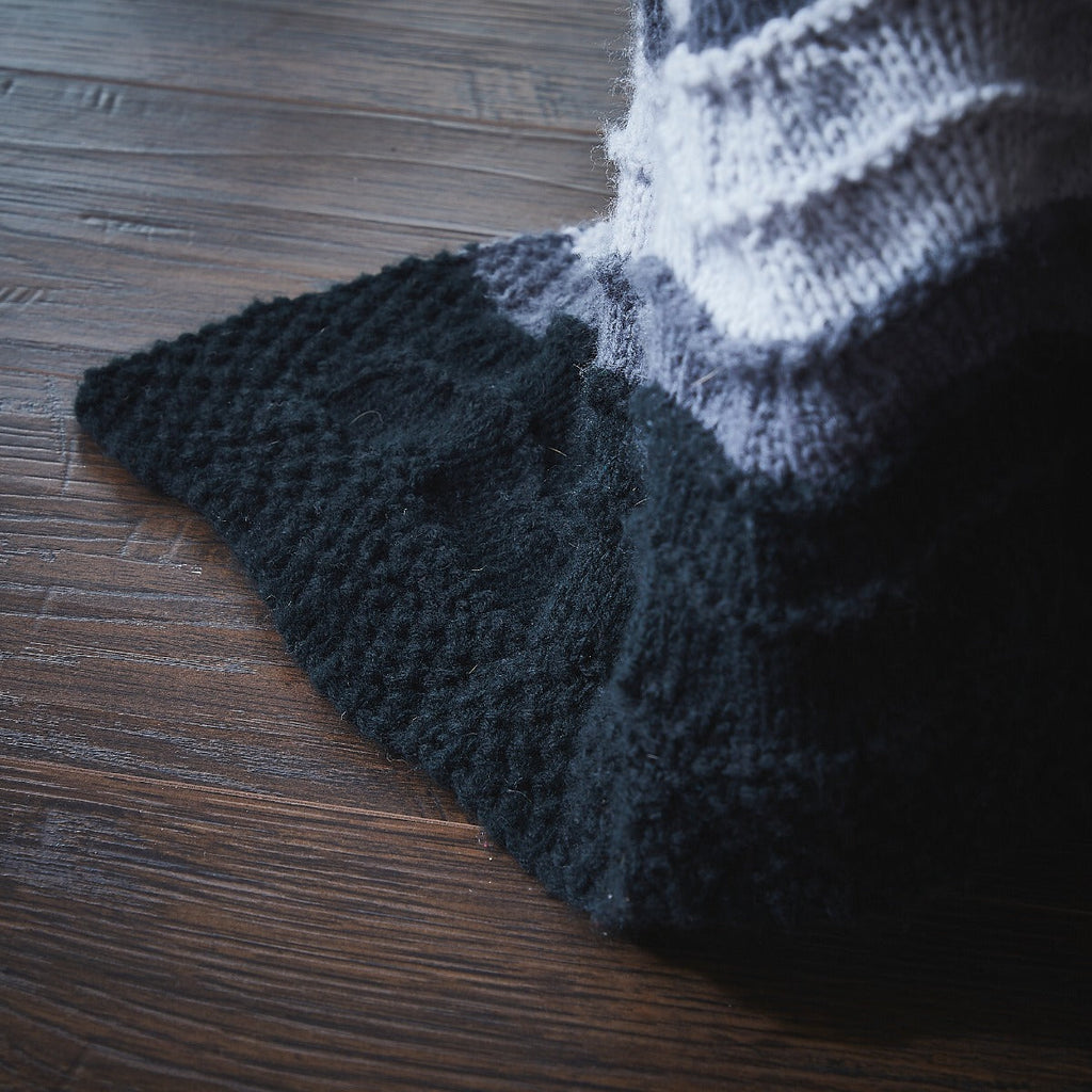 Soft Waves Throw